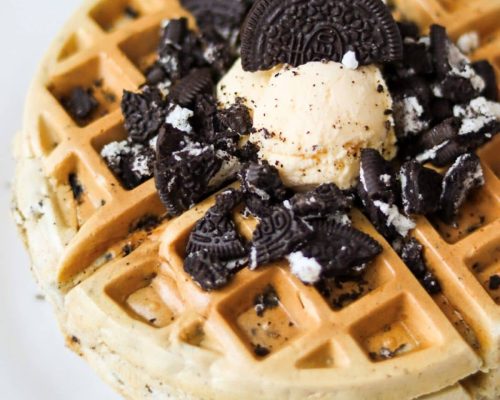 Easy-oreo-waffle-dessert-recipe-made-in-waffle-maker